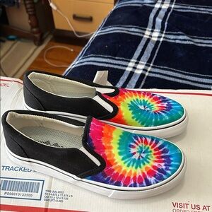GRAND PRIXS SLIP-on  sneakers size 7 nwot